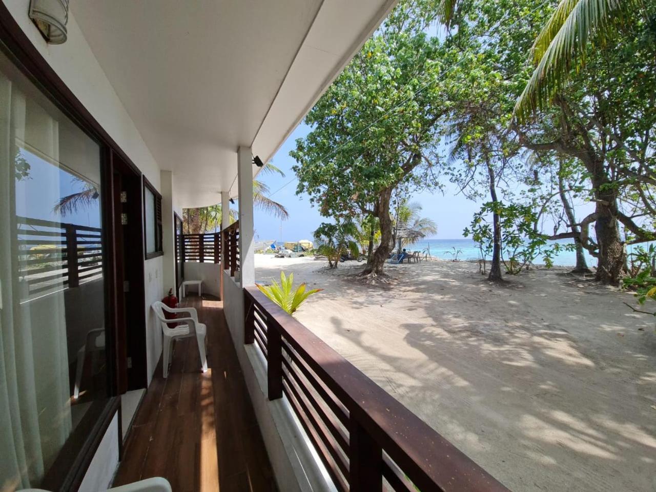 Liberty Guesthouse Maldives Mahibadhoo Exterior foto